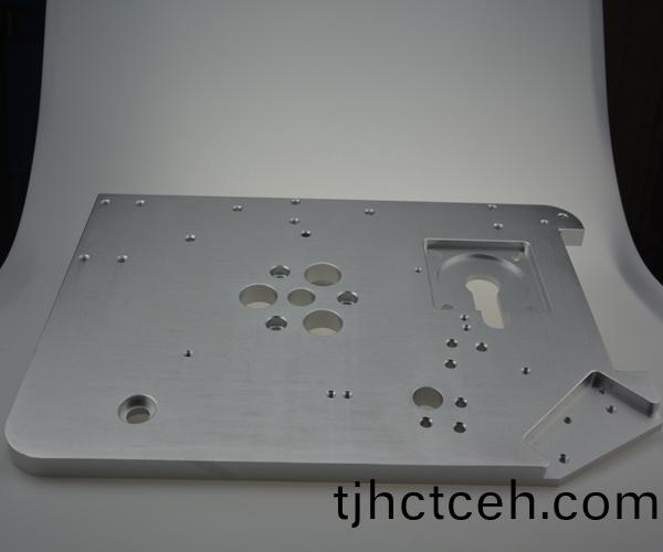 銑(xian)牀零件(jian)